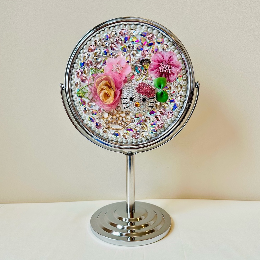 Floral Embellished Hair Accessory